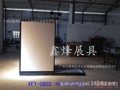 【鑫烽展具廠家定制0802推拉式木地板展示架硅藻泥展具瓷磚鐵架書畫墻紙展柜XF-0802推拉式展柜】廣州市番禺區(qū)沙頭街鑫烽機(jī)械零部件加工廠 - 產(chǎn)品庫